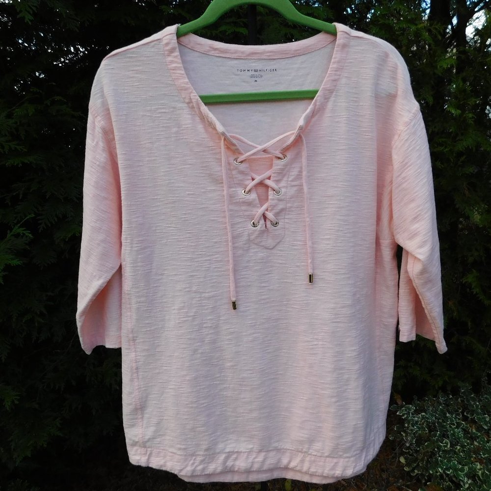 Tommy Hilfiger Soft-Pink Lace-up Slub Knit Split V-neck Tee